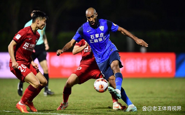 昨晚比赛迎来双方较量，半场领先结果明朗