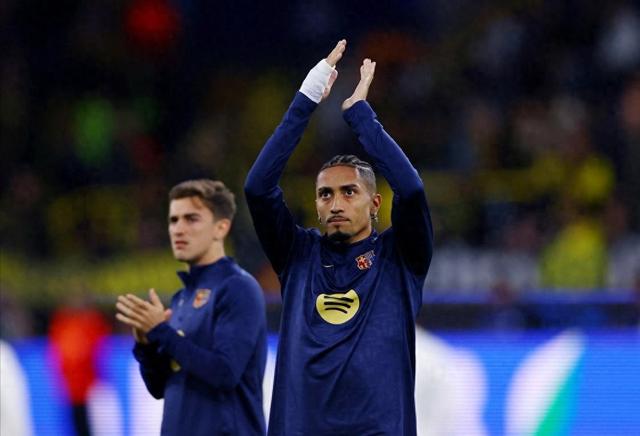 关于欧洲足球争霸赛场,球员们拼尽全力争取晋级的信息 关于欧洲足球争霸赛场,球员们拼尽全力争取晋级的信息