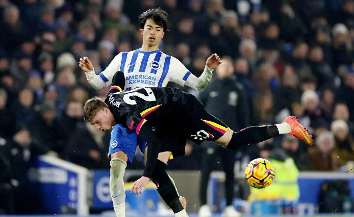 切尔西客场战平布莱顿,保持领先地位 切尔西客场战平布莱顿,保持领先地位