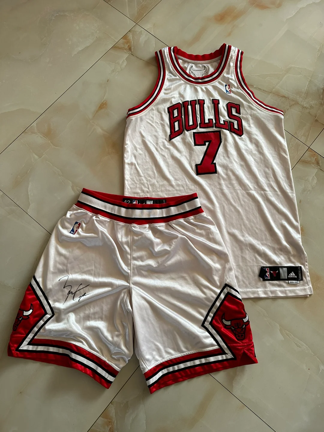 猛龙险胜公牛,戈登-海沃德砍分支撑的简单介绍 猛龙险胜公牛,戈登-海沃德砍分支撑的简单介绍