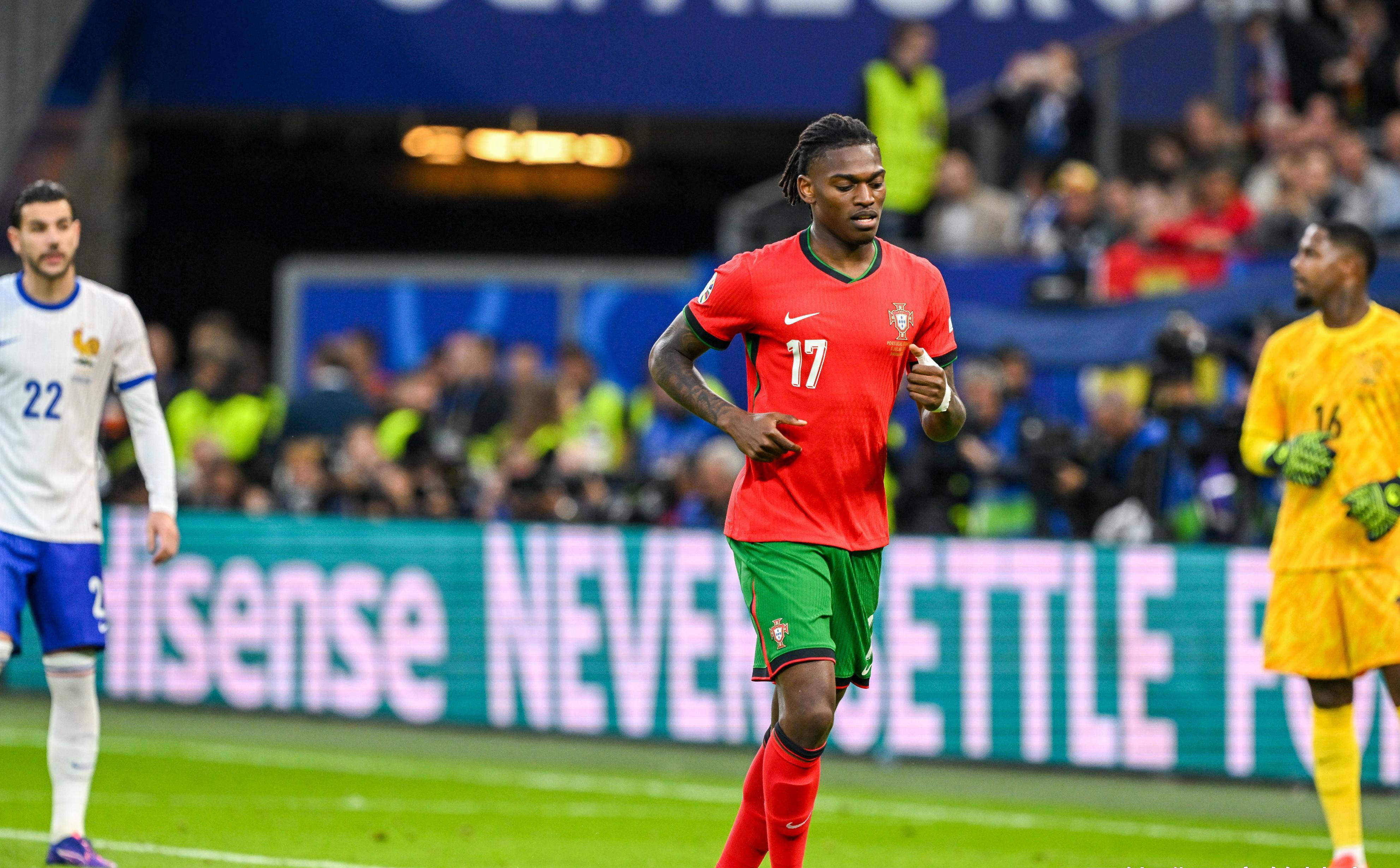 关于关岛队遗憾失利,止步欧洲杯小组赛的信息 关于关岛队遗憾失利,止步欧洲杯小组赛的信息