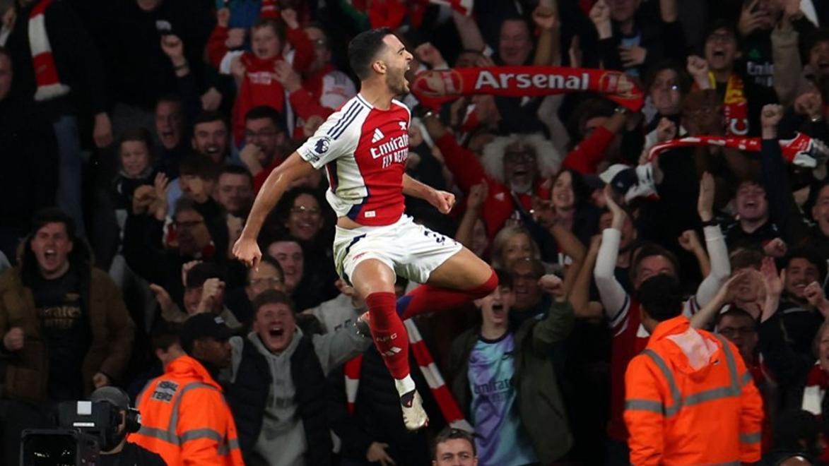 利物浦战胜曼联,来势汹汹冲击欧冠冠军 利物浦战胜曼联,来势汹汹冲击欧冠冠军