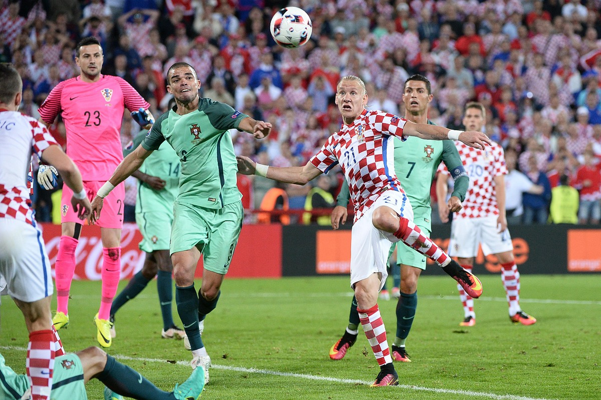 保加利亚主场不敌西班牙，欧预赛出线形势严峻的简单介绍