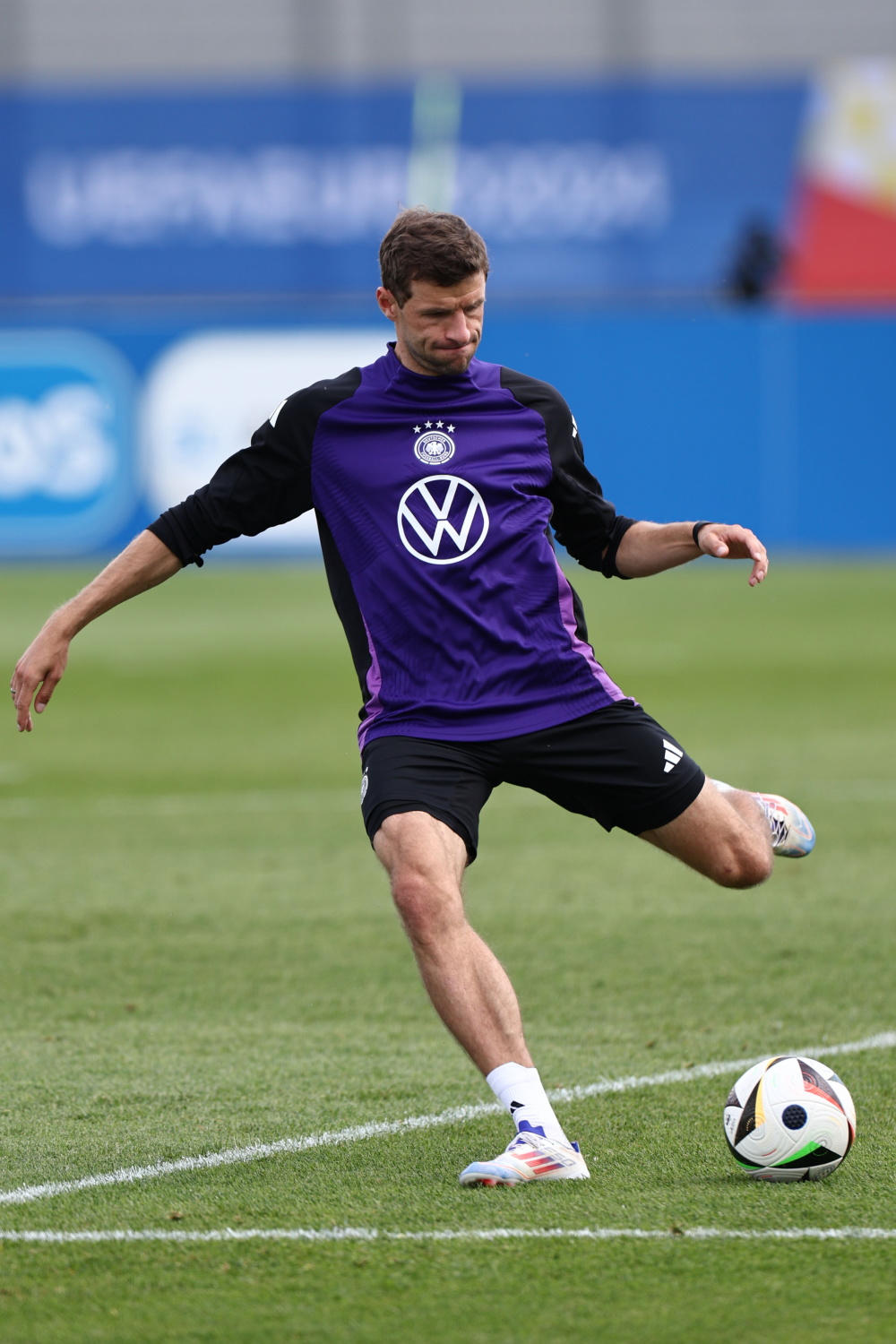 德国足球运动员在国际联赛中获得荣誉 德国足球运动员在国际联赛中获得荣誉