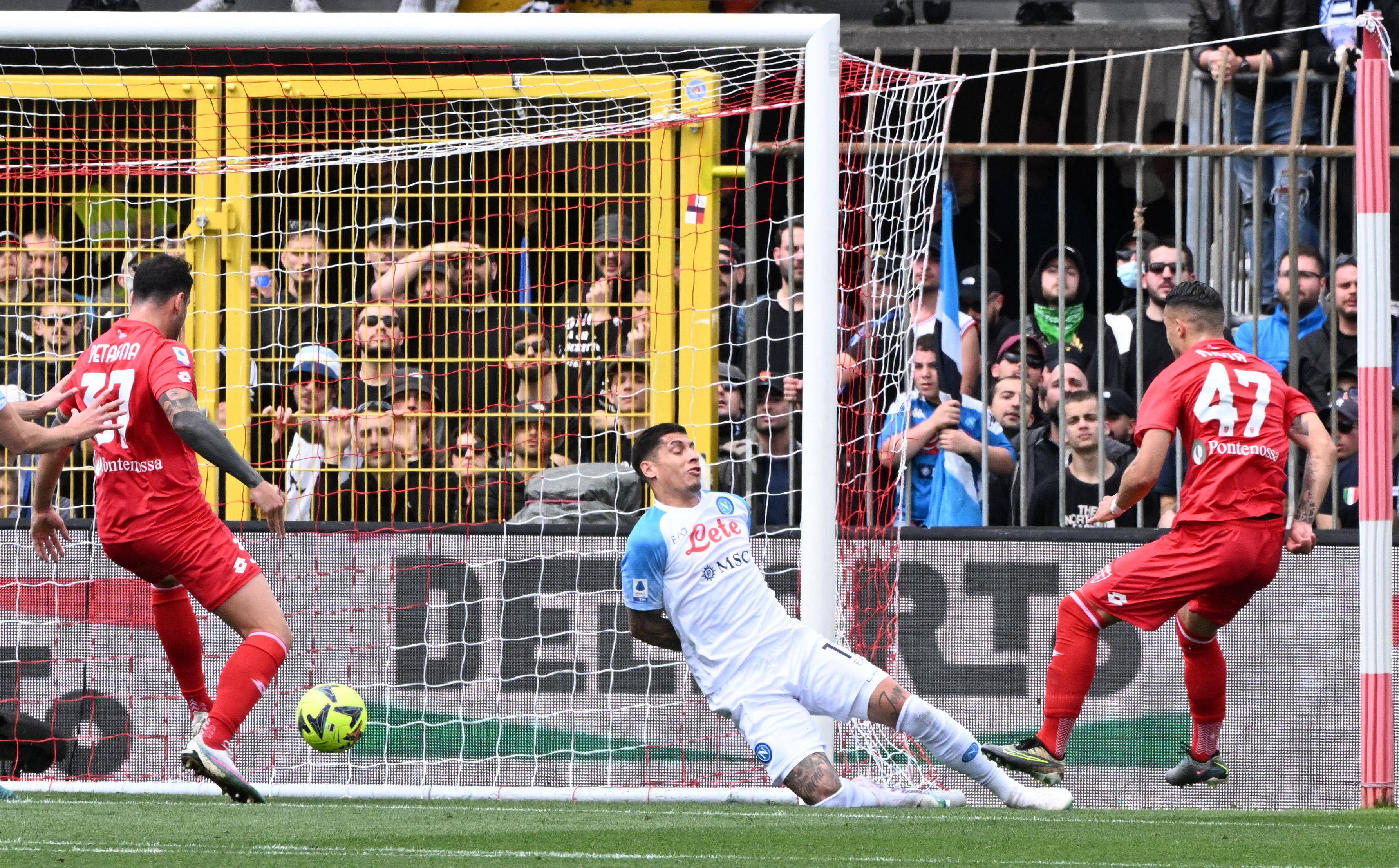 尤文图斯客场战胜那不勒斯,保持不败纪录的简单介绍 尤文图斯客场战胜那不勒斯,保持不败纪录的简单介绍