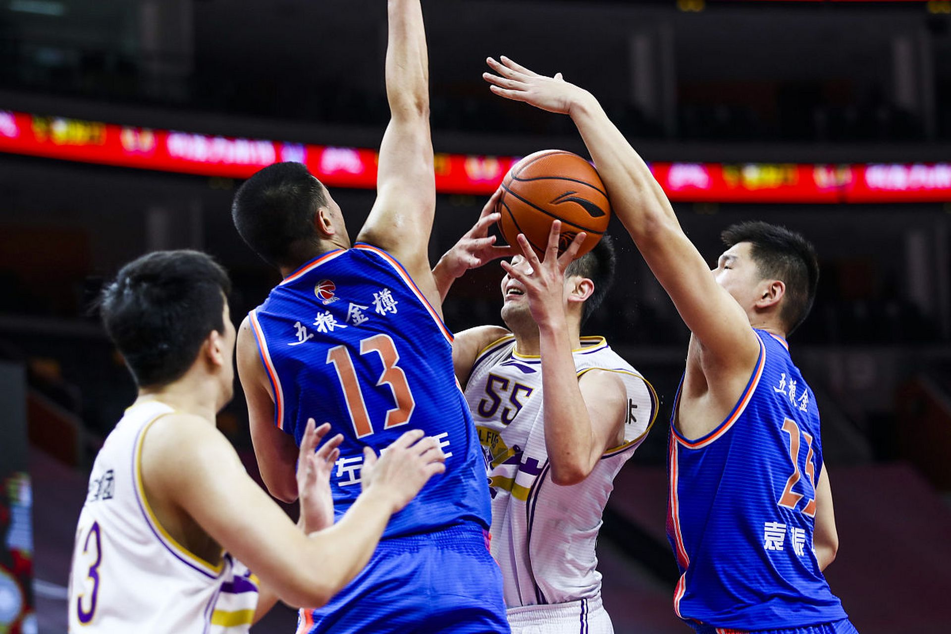 关于福建男篮主场失利,冲击季后赛希望渺茫的信息 关于福建男篮主场失利,冲击季后赛希望渺茫的信息