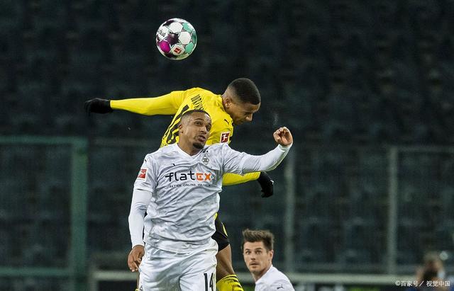 沃尔夫斯堡教练组调整战术,寻找新的突破口 沃尔夫斯堡教练组调整战术,寻找新的突破口