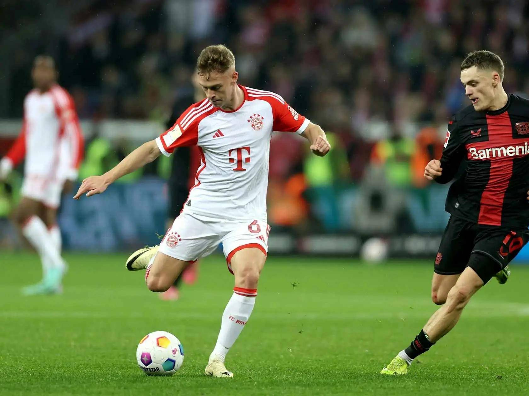 莱比锡红牛鏖战拜仁,特尔施特根一己之力扛起全队的简单介绍 莱比锡红牛鏖战拜仁,特尔施特根一己之力扛起全队的简单介绍