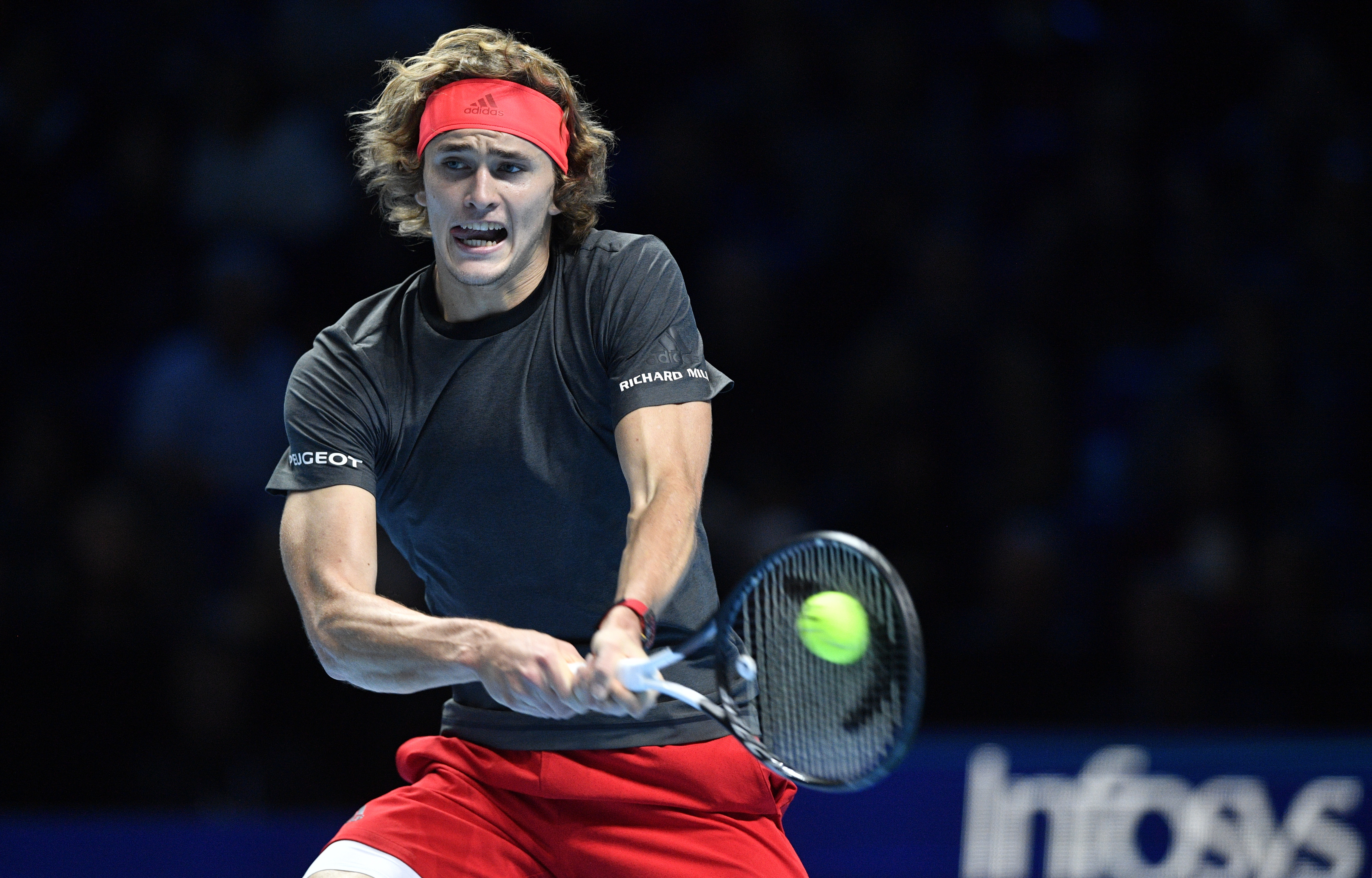 美网轻取ATP总决赛,兹维列夫关键制胜 美网轻取ATP总决赛,兹维列夫关键制胜