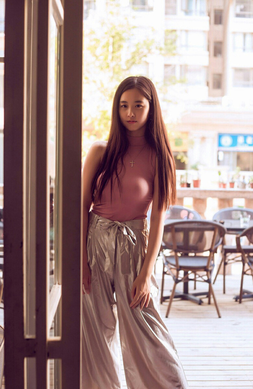 山西队强势击溃深圳队，米切尔关键先生闪耀全场