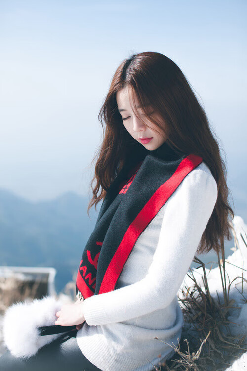 太阳压哨击败快船，库里成为关键先生