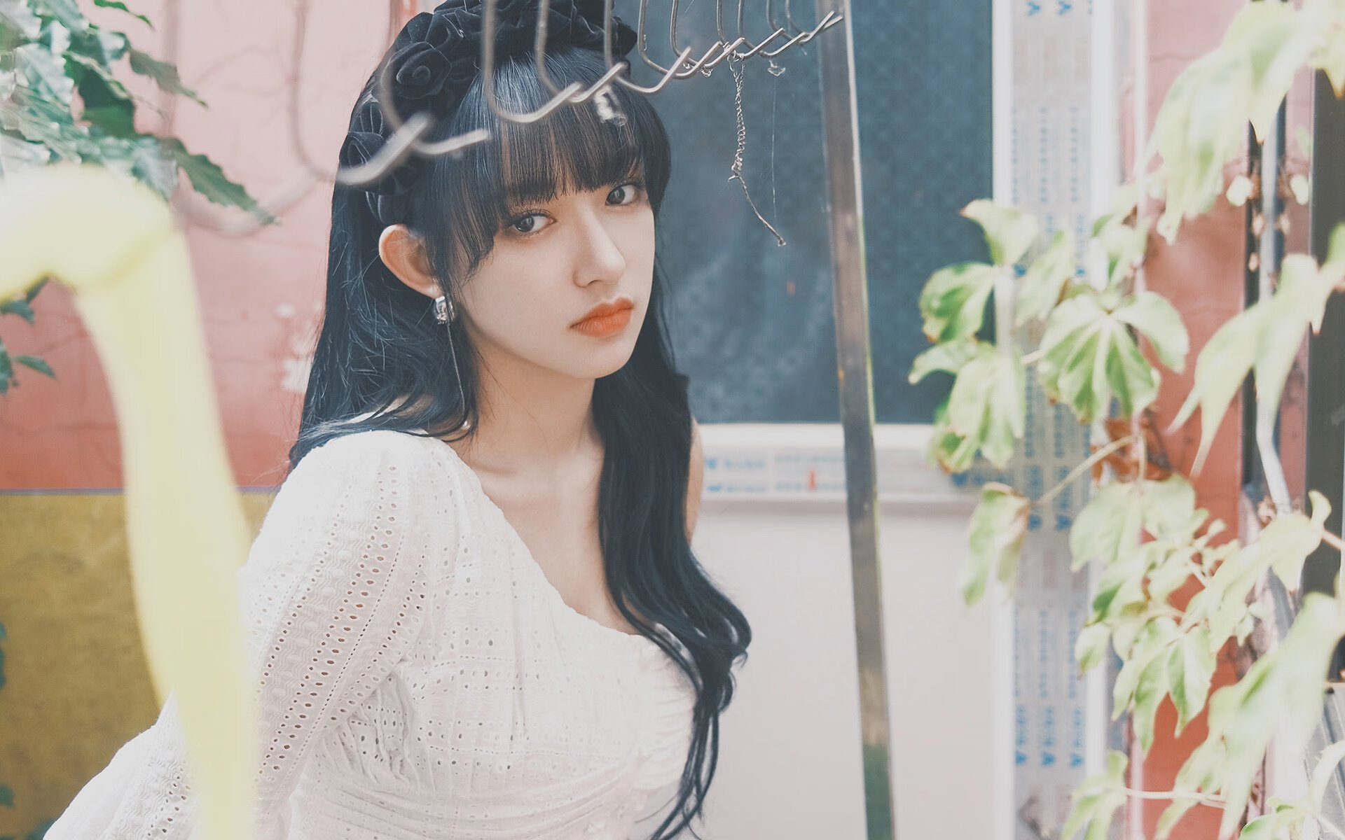 开云体育登录-哈利伯顿关键一击，季后赛抢七之夜的永恒记忆