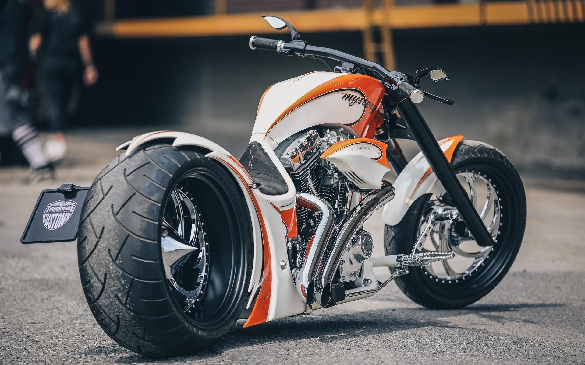 惊艳四座的跨界闪光，当爱德华兹的篮球之火，照亮黄蜂与新疆的赛场