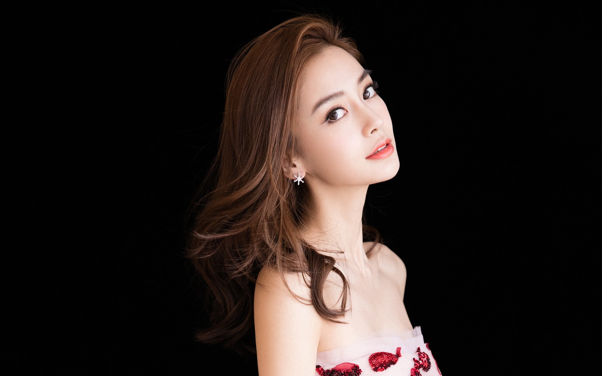 英超争冠焦点战，老鹰逆转浙江队，亚洲旋风掀翻英伦格局